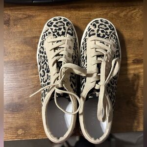 Brand new Rothy's Leopard Print Sneakers - Black and Tan size 9.5